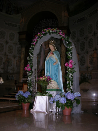 Okrašen Marijin kip v Clevelandu