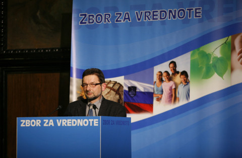 dr. Ivan Štuhec