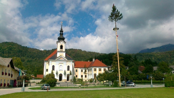 Župnijska cerkev Velesovo (fotografija je simbolna)
