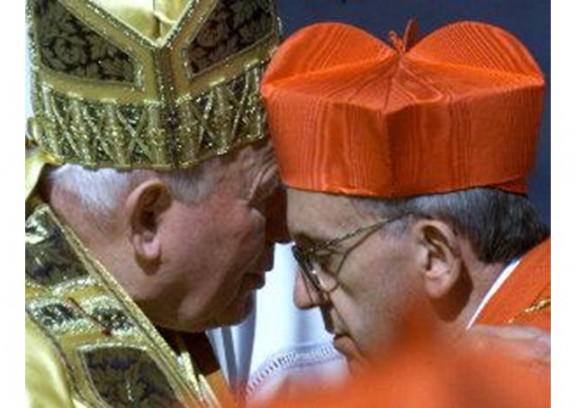 Papež Janez Pavel II. in kardinal Bergoglio