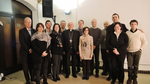 Nadškof Zore s Slovenci v Milanu