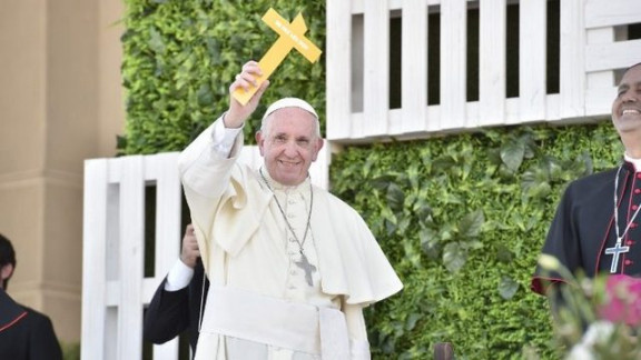 Papež pozdravlja mlade v Čilu