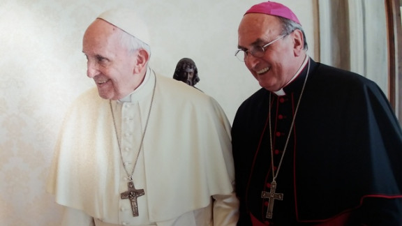 Apostolski nuncij Juliusz Janusz s papežem Frančiškom