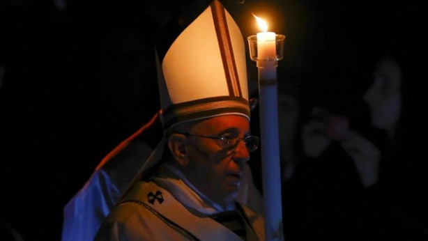 Papež Frančišek med vigilijo