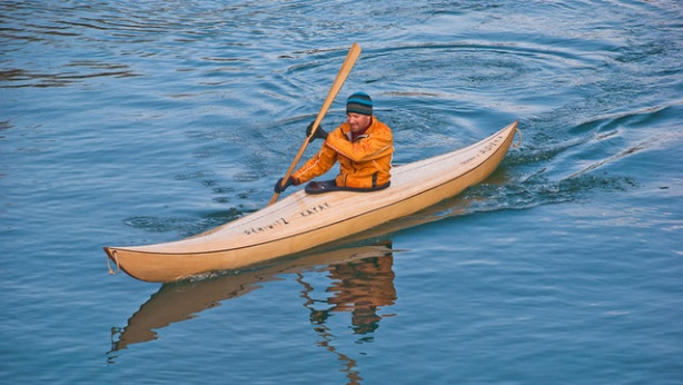 Uroš Šivic v plovbi s svojim čolnom