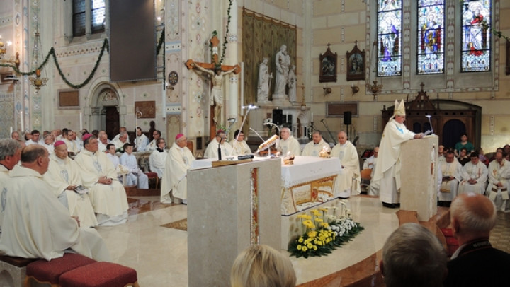 Škofje in duhovniki
