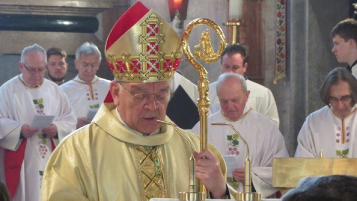 Škof Stanislav Lipovšek
