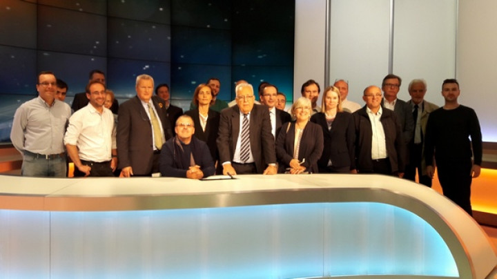 Udeleženci srečanja evropskih krščanskih radijskih postaj na obisku na TV 2000