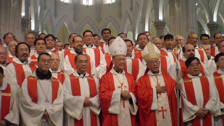 Predstavniki Katoliške Cerkve v Hongkongu, med njimi spredaj kardinal Joseph Zen