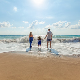 Morje, počitnice, družina (photo: Pixabay)