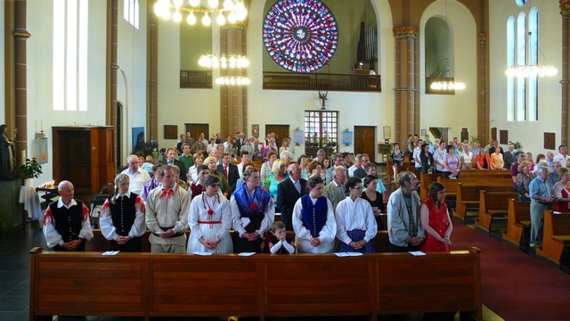 54. Binkoštno srečanje v Essnu, maša v cerkvi (foto: Arhiv slovenske misije v Essnu)