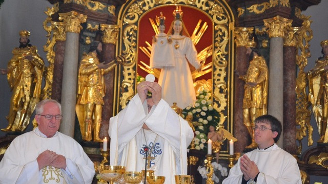 Škof Peter Štumpf v Turnišču (foto: Škofija Murska Sobota)