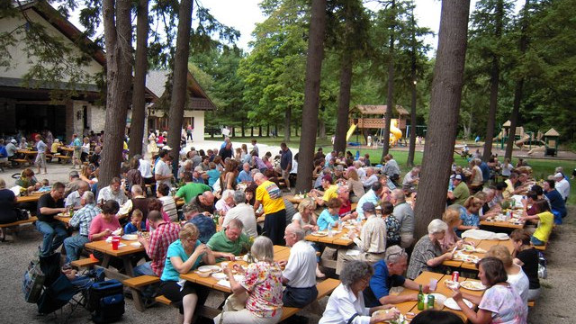 Na Slovenski pristavi je bil piknik župnije Marije Vnebovzete (foto: Tone Ovsenik)