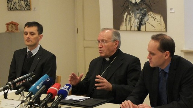 Andrej Saje - nadškof Anton Stres - Andrej Naglič (foto: Tiskovni urad SŠK)