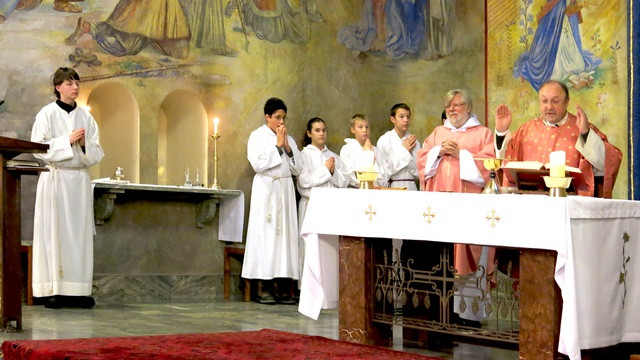 Slovenska misija se predstavi, somaševanje v župnijski cerkvi v Göteborgu (foto: Arhiv slovenske misije v Goeteborgu)