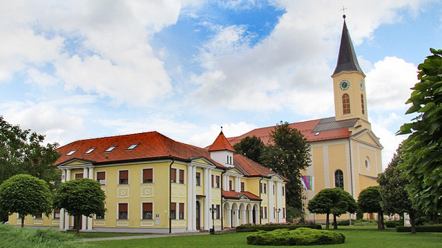 Črensovci, župnijska cerkev (foto: župnija Črensovci)