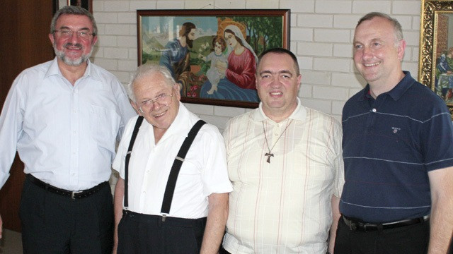 Slovenski patri (p. Ciril, p. Valerijan, p. Darko in p. David) v Avstraliji (foto: Stičišče avstralskih Slovencev)
