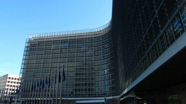 Sedež Evropske komisije v Bruslju (foto: Helena Škrlec)