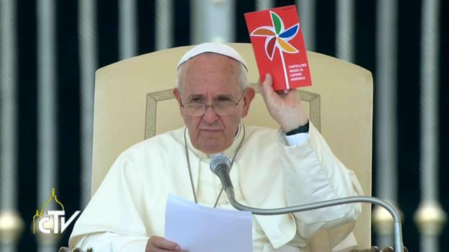 Papež Frančišek proti otroškemu delu (foto: CTV)