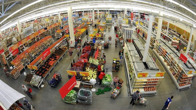 Ruska tržnica s sadjem in zelenjavo (foto: sputniknews.com)