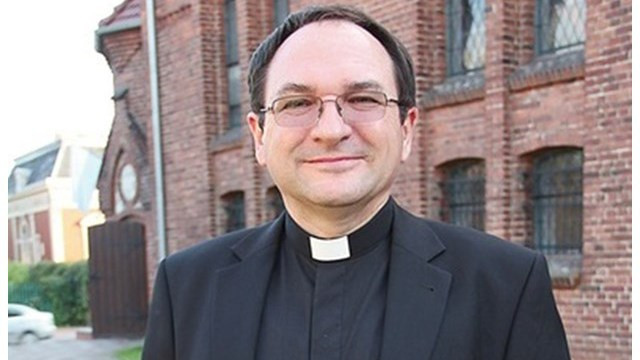 P. Andrzej Majewski S.J., direktor programov radia Vatikan  (foto: ARO)