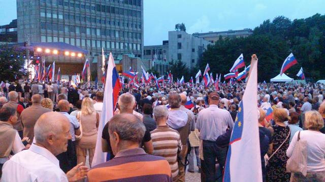 Proslava Za mojo Slovenijo na Trgu republike v Ljubljani (foto: Matjaž Križnik)