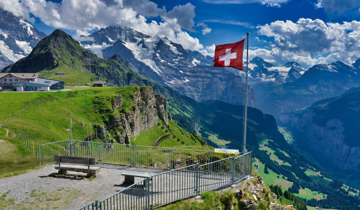 Grindelwald - Švica (foto: allPhoto Bangkok / Pixabay)