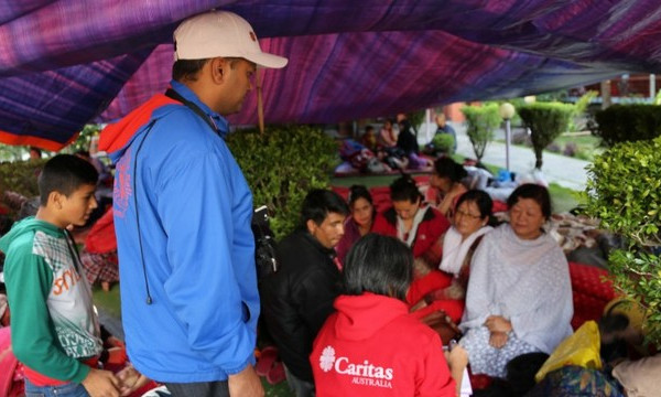 Humanitarna katastrofa v Nepalu: Slovenska karitas doslej zbrala 10 tisoč-, zunanje ministrstvo dodalo 100 tisoč evrov