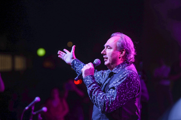 Si binkošti ne zaslužijo spoštovanja?