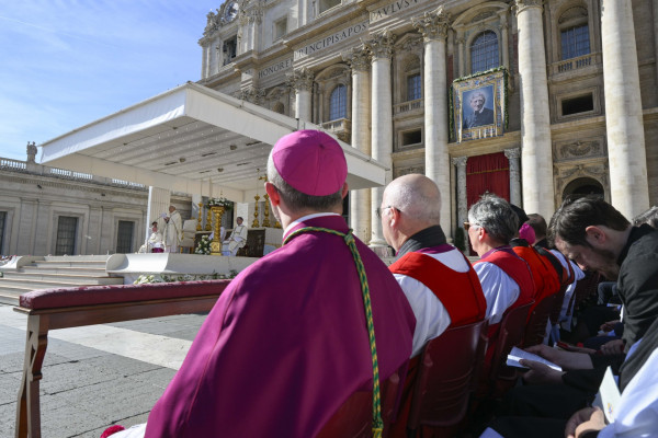 Papež razglasil 38. cerkvenega učitelja