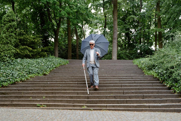 Kljub temi, v kateri živimo, je v nas veliko svetlobe
