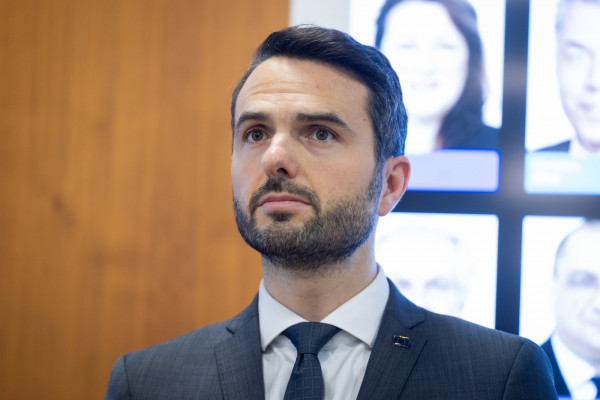 Tonin o glasovanju: Boj za zdravo pamet bo še dolg