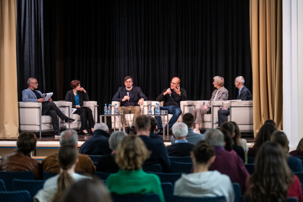 Na javni radijski oddaji o pasteh asistiranega samomora