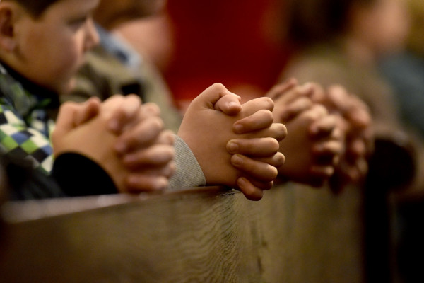 Pozivi cerkvenih predstavnikov: Naj Gospod utiša orožje in spravi ljudi