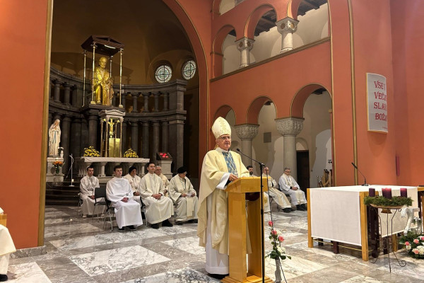 Na Poljanh v Ljubljani so obeležili 25. obletnico posvetitve cerkve svetega Jožefa