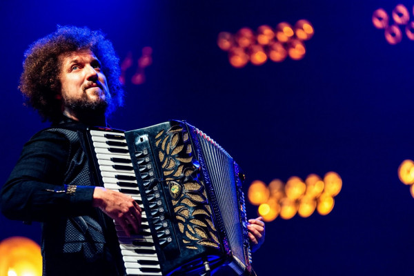 Janez Dovč: Opustimo otročje, a ohranimo otroško čudenje