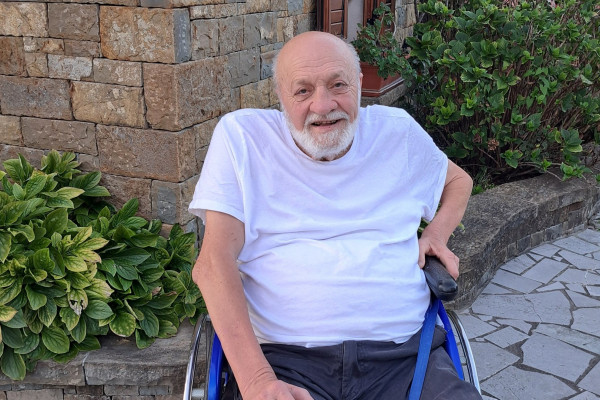 Vojko Gašperut – umetnik, ki je z usti naslikal življenjsko zgodbo