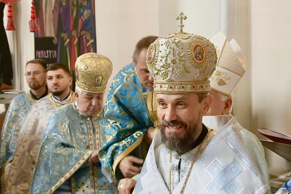 Umestitev eparhijskega škofa Milana Lacha v znamenju edinosti