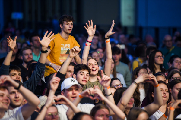 Znani so izvajalci Ritma srca 2026