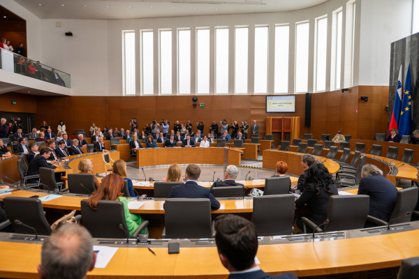 Danijel Krivec in Franc Križan izvoljena za podpredsednika Državnega zbora.