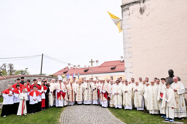 Nadškof Zore prepričan, da bo novomeška škofija rasla naprej