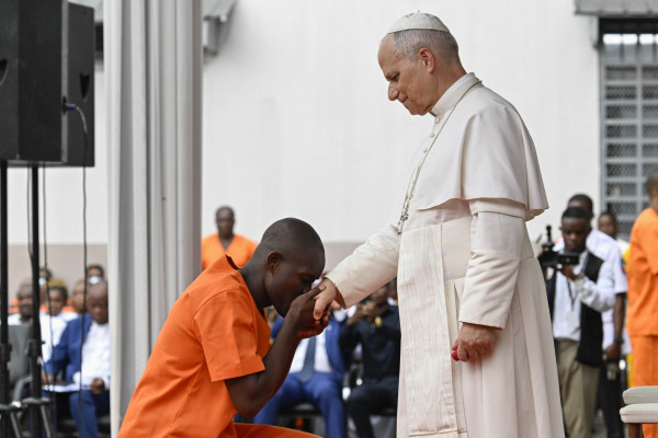 Papež z mladimi, družinami in zaporniki