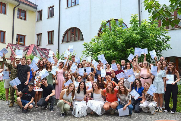 Kako so se izkazali maturantje katoliških gimnazij?