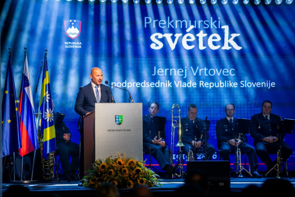 Praznujemo dan združitve prekmurskih Slovencev z matičnim narodom