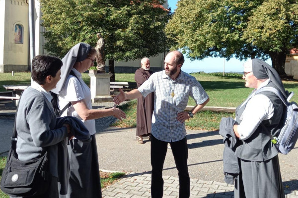 Bratstvo in sestrinstvo - lepota in izziv