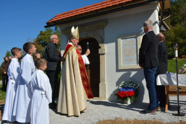 Božji služabnik Buh v rojstnem kraju dobil pomnik