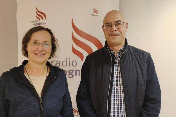 Delimo si življenja: Darovanje organov je dar, ki lahko reši več življenj