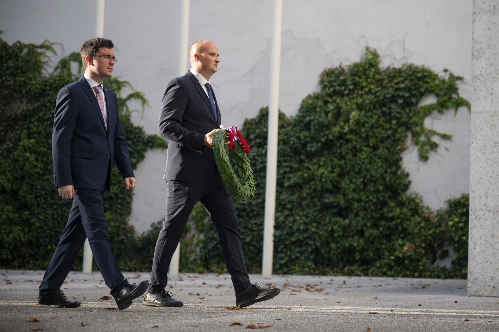 Položitev vencev ob spomenik žrtev vseh vojn