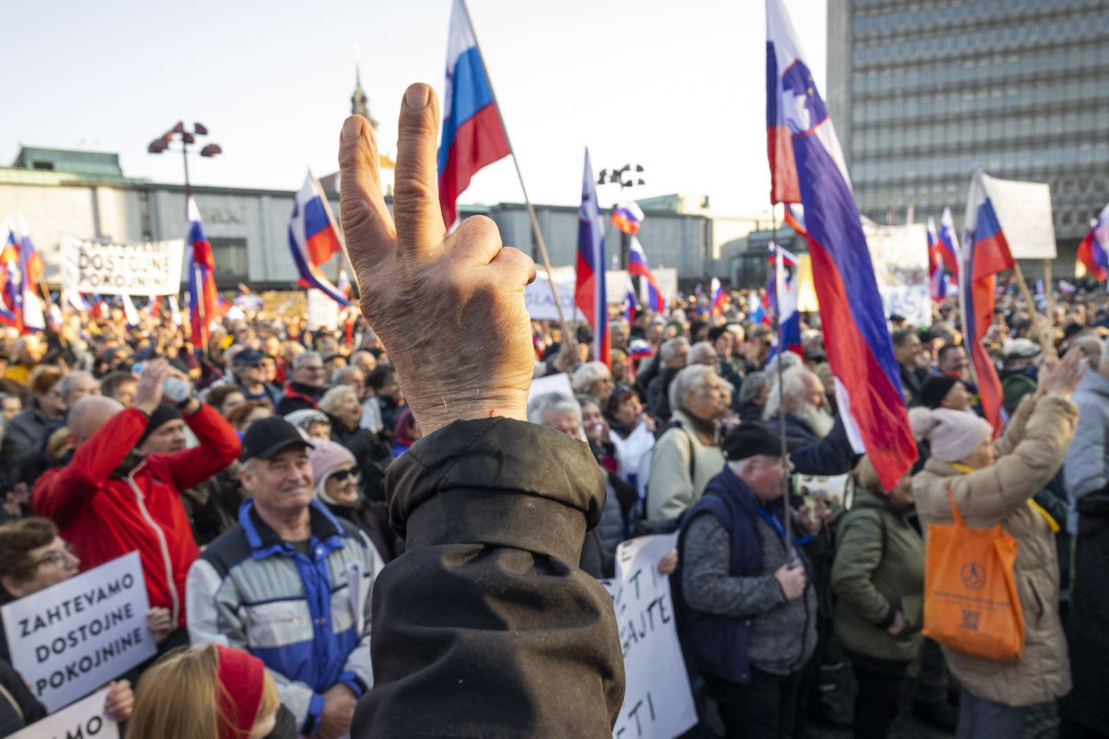 Protest upokojencev je potekal mirno in dostojanstveno.