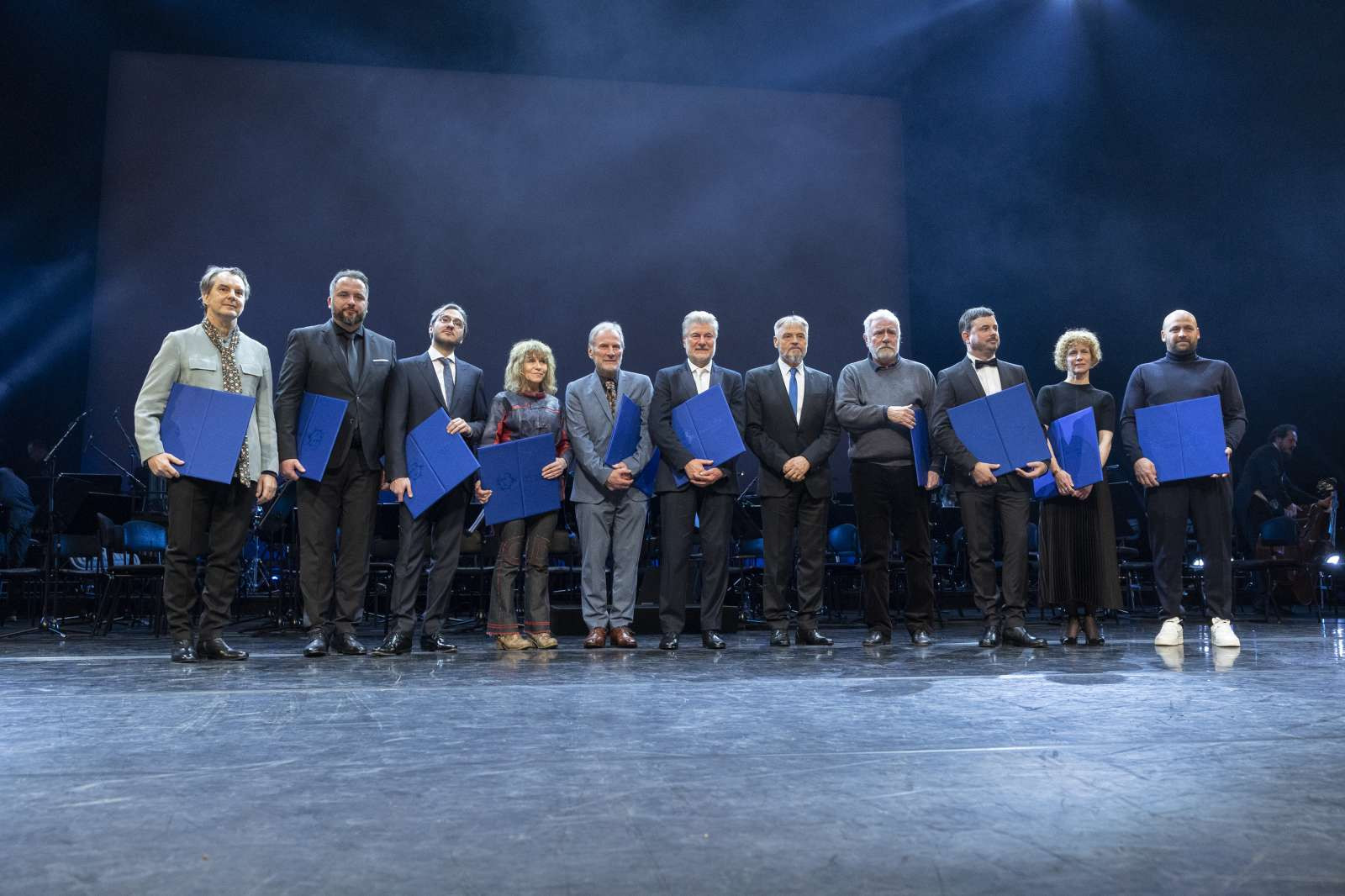 Osrednja drzavna slovesnost na predvecer kulturnega praznika s podelitvijo Presernovih nagrad in nagrad Presernovega sklada.Dobitniki Presernovih nagrad in nagrad Presernovega sklada.